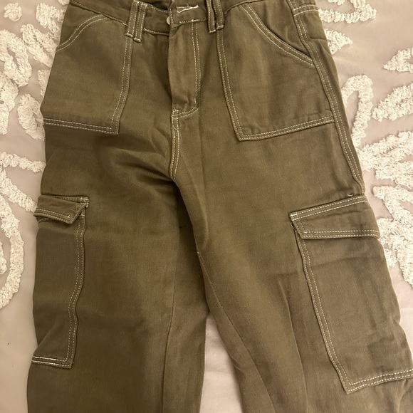 Army green shein pants size small - Picture 4 of 4